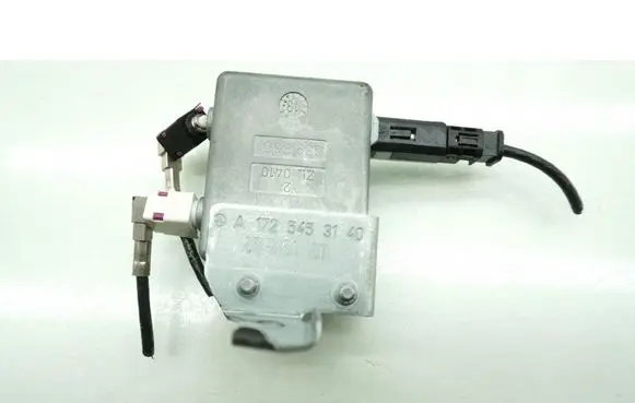 Mercedes-Benz SLK R172 Sound amplifier A1725453140