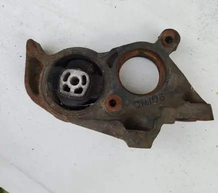 Citroen C4 I Driveshaft support bearing bracket 9651493280