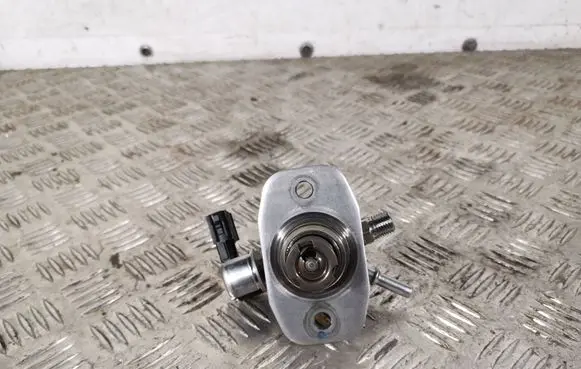 Toyota C-HR I Fuel injection high pressure pump 1N3
