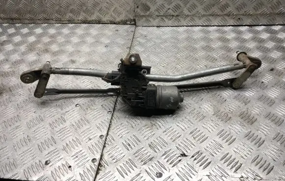 Front wiper linkage and motor