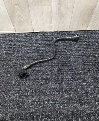 BMW 5 G30 G31 Engine coolant pipe/hose 8632260