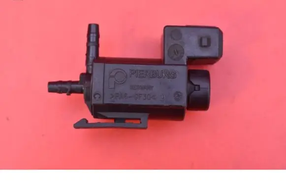 BMW 7 F01 F02 F03 F04 Vacuum valve 702318010