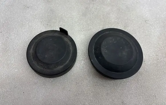 Volkswagen PASSAT B5 Headlight/headlamp dust cover 02175