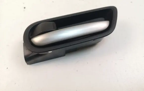 Mazda 3 II Rear door interior handle