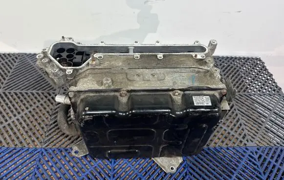 Lexus RX 450H Voltage converter inverter G92A048112 2321001300
