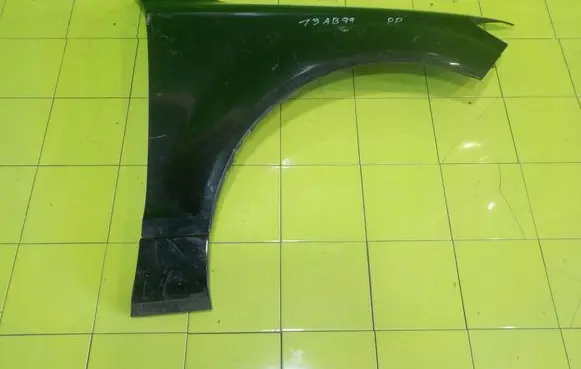 Audi Q7 4L Fender PRZOD