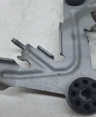 BMW 3 E90 E91 ABS pump bracket 34506762468 23310110 3450