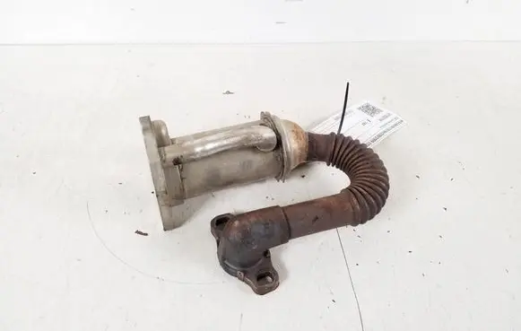 Nissan NV200 EGR valve cooler 147352070R