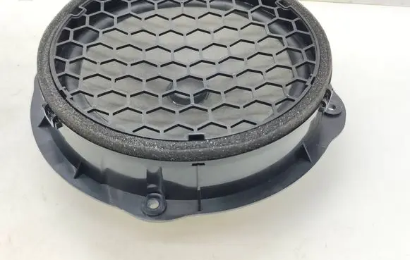 Audi A3 S3 8V Front door speaker 8V0035415