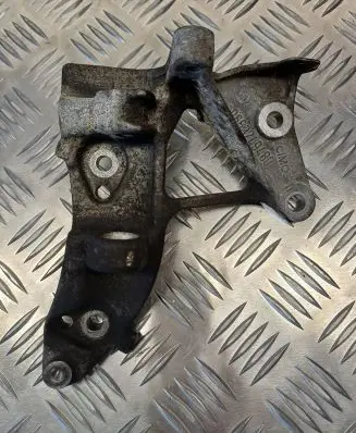 Mazda 5 Generator/alternator bracket 9653249480
