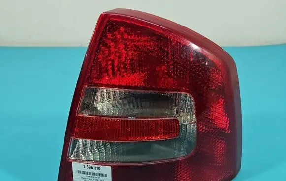 Skoda Octavia Mk2 (1Z) Rear/tail lights IMPRK1396310
