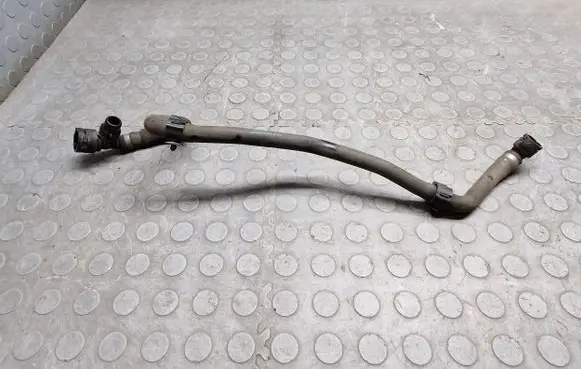 BMW X5 F15 Engine coolant pipe/hose 7646702