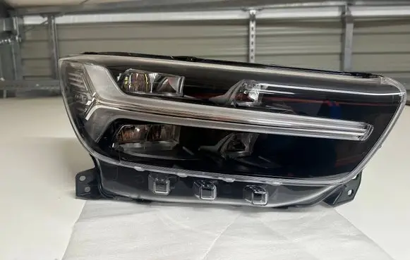 Volvo XC40 Headlight/headlamp 32342527