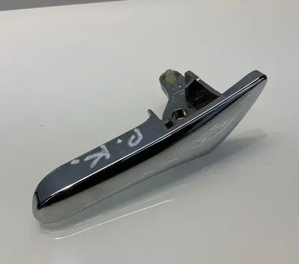 Mercedes-Benz E W211 Front door interior handle A2117660124 2117660124