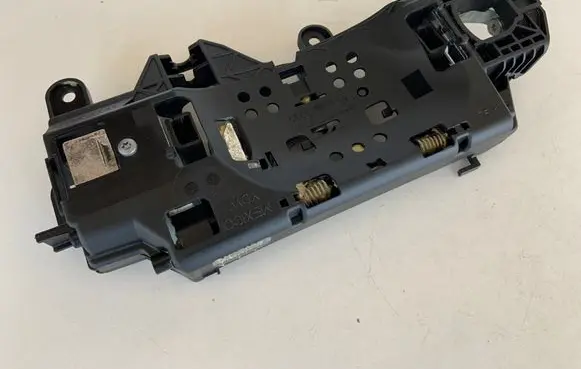 Audi Q5 SQ5 Front door exterior handle/bracket 80A837812 80C837812