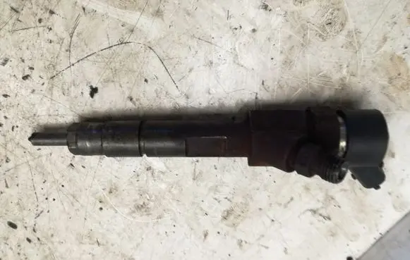 Renault Trafic II (X83) Fuel injector 04451101468200238528