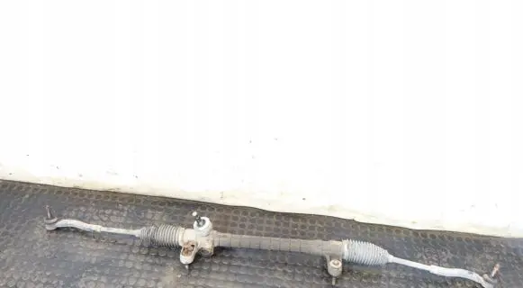 Toyota Corolla Verso AR10 Steering rack