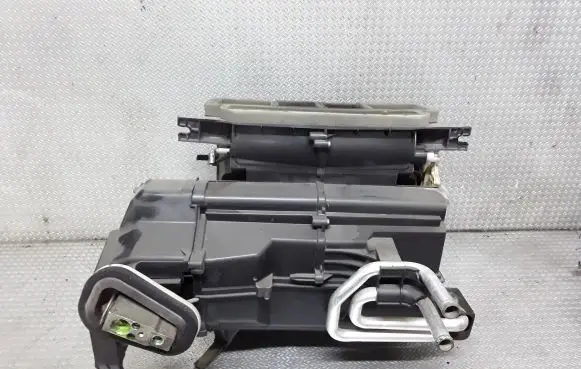 Interior heater climate box assembly