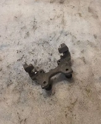BMW 7 E32 Brake caliper pad carrier rear 