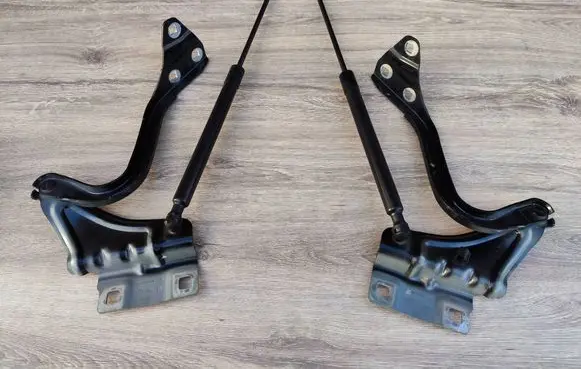 Renault Megane IV Engine bonnet/hood hinges 654012880R 654002203R