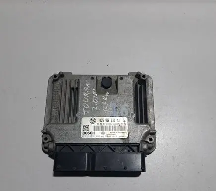 Volkswagen Touran I Engine control unit/module 03G906021MJ 03G906021AB 0281014045