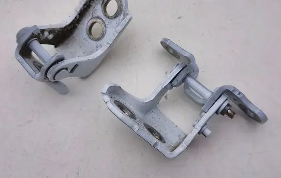 Renault Captur II Rear door hinge set 