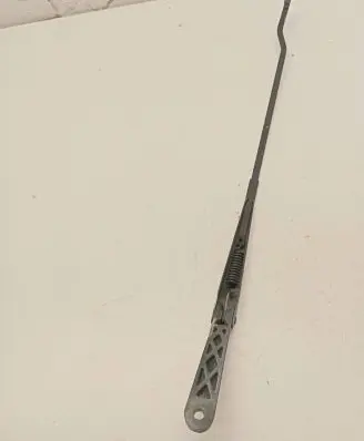 Volkswagen Transporter - Caravelle T4 Front wiper blade arm 701955410A