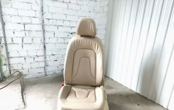 Audi A5 8T 8F Front driver seat 