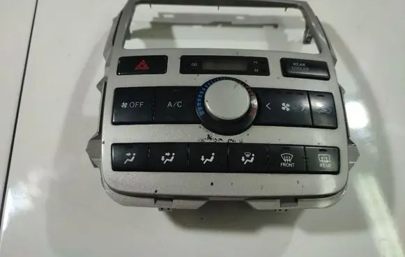 Toyota Avensis Verso Climate control unit 5590044280