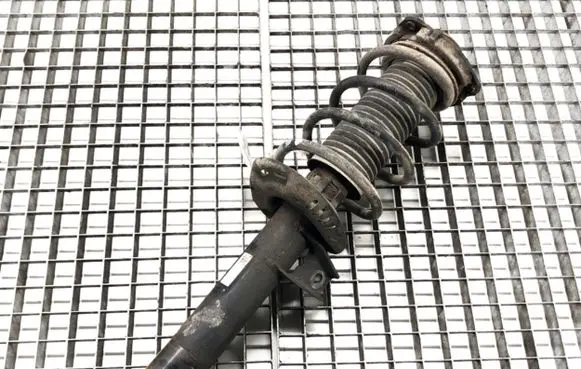 Audi Q3 8U Front shock absorber/damper 5N0413031AE
