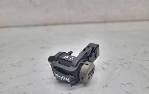 Audi A6 S6 C6 4F Turbo solenoid valve 1J0906283C