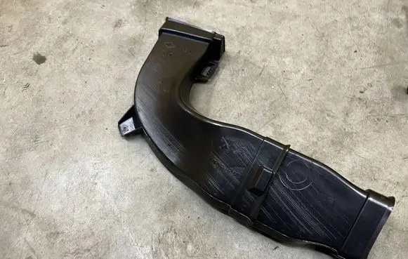 Cabin air duct channel