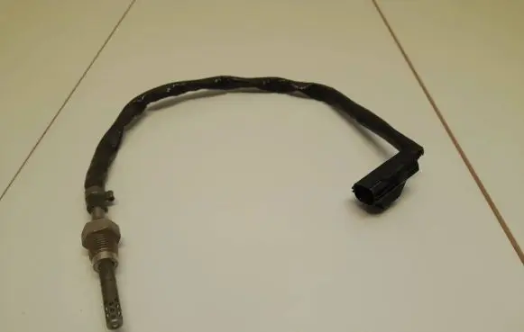 Volvo V70 Exhaust gas temperature sensor 30751456a