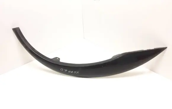 Volvo XC70 Rear fender molding trim 30678046 8620134