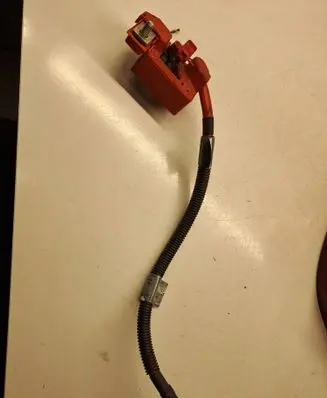 BMW X5 E70 Positive cable (battery) 9115438 9115449 520825061