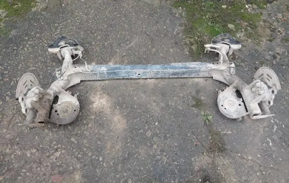 Renault Kangoo II Rear subframe 