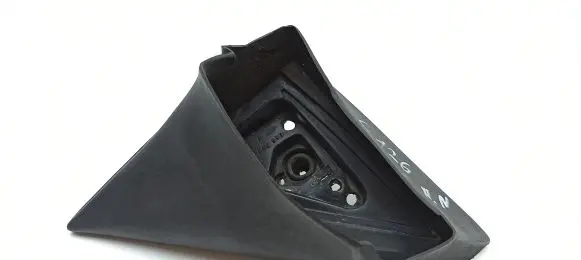 Mercedes-Benz 380 560SEC C126 Plastic wing mirror trim cover 1268105416 12681054165944 135584