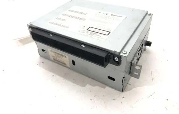 Radio/CD/DVD/GPS head unit