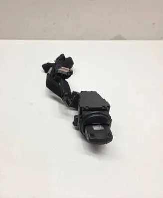 BMW 5 E60 E61 Ignition lock 6954722 10862510 191075018