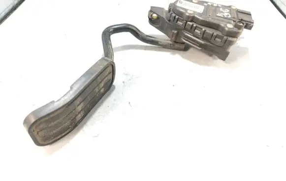 Volkswagen Sharan Accelerator throttle pedal 7M3721603B YM219F836AA 6PV00777003