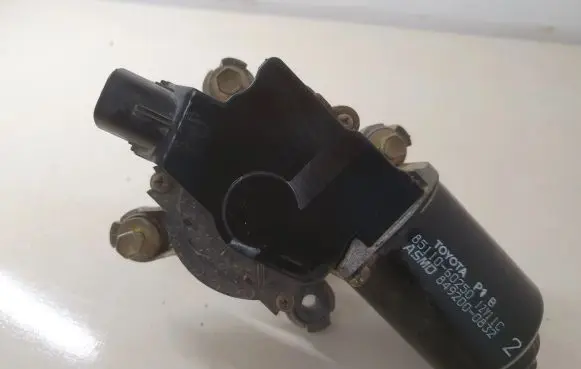 Toyota Land Cruiser (HDJ90) Wiper motor 8511060250