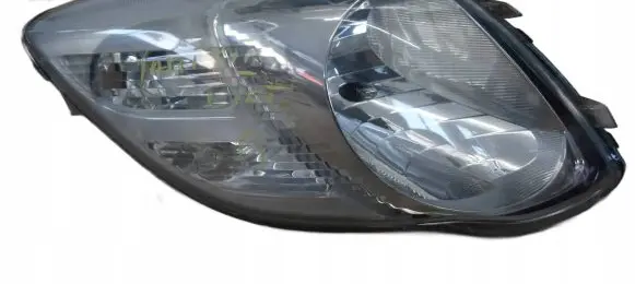 Toyota Yaris Headlight/headlamp 811500D330