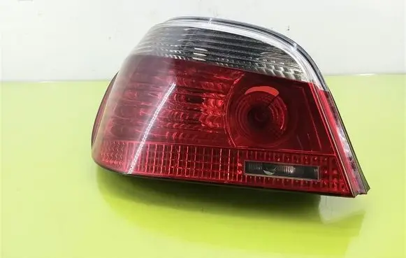 BMW 5 E60 E61 Rear/tail lights 6910767