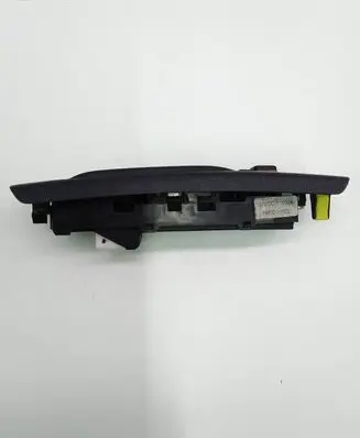 Toyota Corolla Verso AR10 Electric window control switch 848200F030