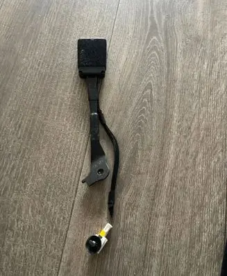 Opel Astra L Front seatbelt buckle 6479560ETB