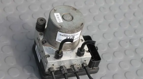 Hyundai Tucson TL ABS Pump BE6003R101