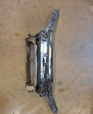 Volvo V70 Top upper radiator support slam panel 