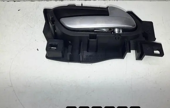 Peugeot 508 Loading door interior handle 9660525380