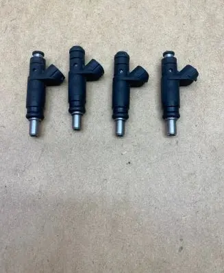 Audi A4 S4 B6 8E 8H Fuel injectors set 06B133551T 2247C01729