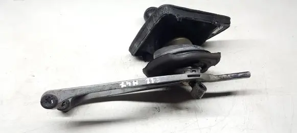 BMW 1 E82 E88 Gear shifter/selector 226030721 2511756610001